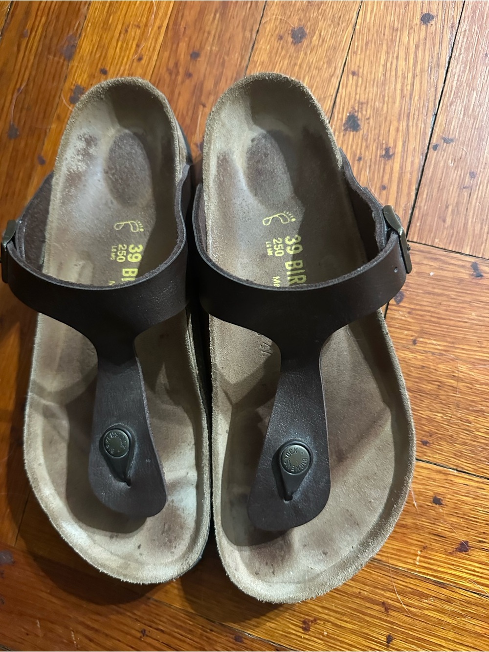 Birkenstock Gizeh Womens Size 8 EU 39 Thong T Strap Sandals Brown Metallic
